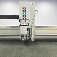 Machine de découpe CNC à couteau vibrant haute productivité avec moteur Schneider pour papier, carton, cadres photo, papier peint, adsorption sous vide