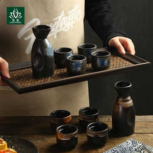 Set di vino giapponese personalizzato con prezzo diretto in fabbrica Set di vino in ceramica vaso bottiglia di vino verniciata tazze di Sake in ceramica - Product Image 3