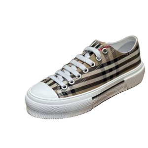 Chaussures de marche de luxe en toile à lacets pour hommes et femmes 2026 – Baskets de mode célèbres avec boîte d'origine – Style Skate Classique - Product Image 1