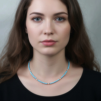 Collier ras du cou VEWANT en acier inoxydable plaqué or 18 carats avec perles de turquoise de 3 mm et perles de coquillage de 4 mm, bijoux tendance pour femmes