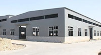 Atelier et entrepôt modernes en structure acier préfabriquée à grande hauteur, conception libre, surface galvanisée, écologique, à faible coût