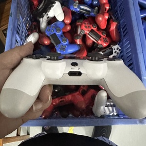 PS4 mobil PC ve TV için ergonomik kablosuz oyun denetleyicisi çok modlu şarj edilebilir Gamepad titreşim Motor Joystick düğmeler ps4 - Product Image 5