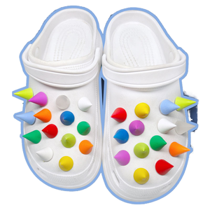 गर्म बिक्री ट्रेंडी 3 डी शंकु जूते आकर्षण के लिए कस्टम pvc नरम रबर डिचचकोर के लिए - Product Image 1