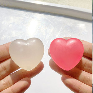 QYS Juguete Cambia Color Reversible Lento Malvavisco Corazón Apretable Pelota Antiestrés San Valentín - Product Image 5