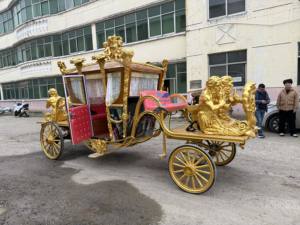 La Voiture Royale Sans Chevaux 60V 3KW Électrique Style Rétro Classique pour Hôtels et Complexes Hôteliers 30km/h - Product Image 5