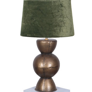 Lámpara de mesa de hierro antiguo elegante personalizada hecha a mano para decoración del hogar, sala de estar, restaurantes, hoteles, dormitorios para uso en el hogar y la Oficina - Product Image 1