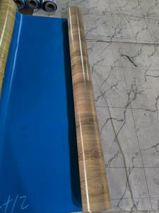 Liquidation Vente Anti-dérapant Résistant À L'usure Intérieur <span class=keywords><strong>Pvc</strong></span> Vinyle 1.6mm Rouleaux De Plancher De Grain De Bois pour La Maison - Product Image 2