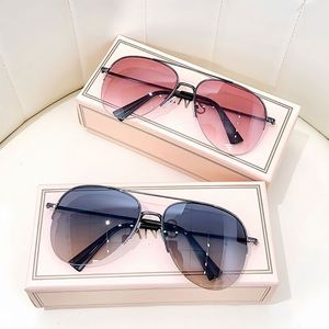 <span class=keywords><strong>Gafas</strong></span> <span class=keywords><strong>de</strong></span> <span class=keywords><strong>Sol</strong></span> <span class=keywords><strong>de</strong></span> moda para <span class=keywords><strong>hombre</strong></span> con lentes UV400 Protector solar estilo piloto para conducir y andar en bicicleta Óptimo para cara grande - Product Image 4
