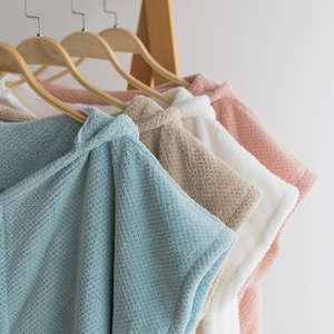 Bata de Baño Tipo Sudadera con Capucha, de Felpa de Coral, Estampada, de Secado Rápido, Absorbente, Extra Grande, sin Mangas, para Mujer - Product Image 5