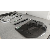 Kit de carrosserie en fibre de carbone de haute qualité de style 1016 modifié adapté à la nouvelle Lamborghini URUS