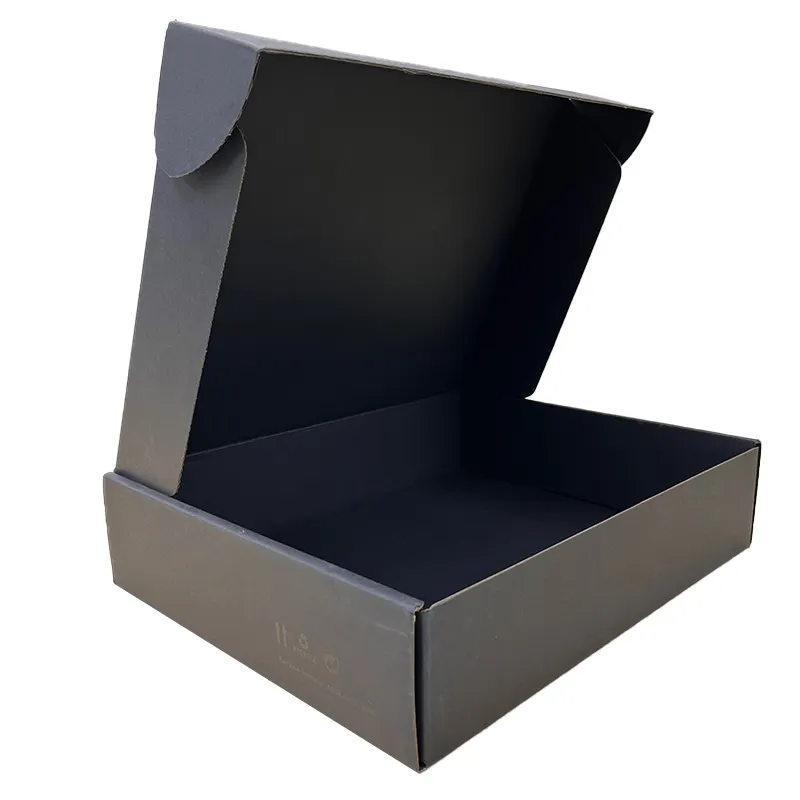 Caja de cartón corrugado con logotipo impreso, embalaje de ropa reciclable, envío por correo, color negro, tamaño personalizado