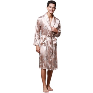 Mode hommes peignoir <span class=keywords><strong>soie</strong></span> <span class=keywords><strong>Kimono</strong></span> manches longues Robe chinois chanceux Dragon imprimer pyjamas hommes peignoir hommes vêtements de nuit <span class=keywords><strong>en</strong></span> gros - Product Image 4