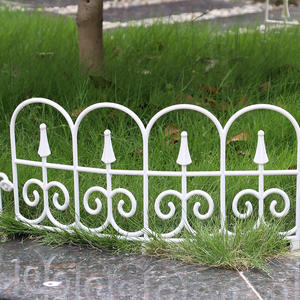 装飾的な境界線、環境に優しい防水PVCコーティングされた耐久性のある再生プラスチック製フェンス、庭園の縁、景観デザイン、柔軟性あり - Product Image 4