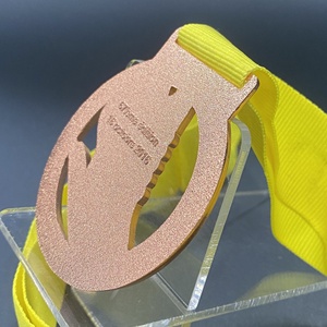 Zapatillas de competición huecas para correr, Medalla deportiva, Parc La Fontaine - Product Image 5
