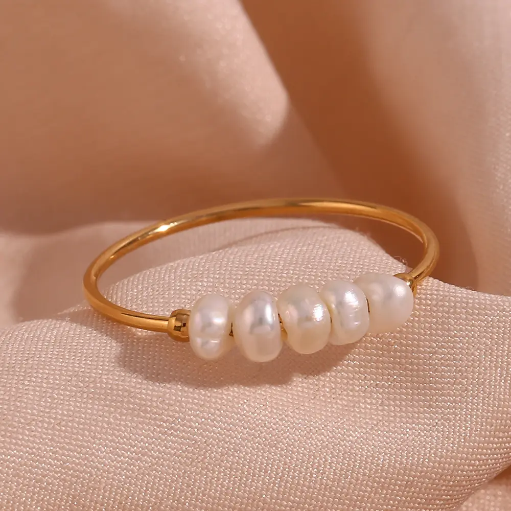 Anel de ouro 18K luz luxo delicado minimalista pérola de água doce anel banhado a ouro aço inoxidável barroco pérola anéis de casamento