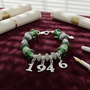 The Links Incorporated Accent Designer Green Beads Making Longitud Enlaces ajustables Año de Fundación 1946 Símbolo Pulsera con cuentas - Product Image 1