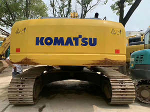 Excavatrice sur chenilles Komatsu PC240LC-8 d'occasion, 24 tonnes, moteur 6,69 L, puissance 125 kW, faible nombre d'heures de fonctionnement, composants d'origine, pelle lourde - Product Image 3