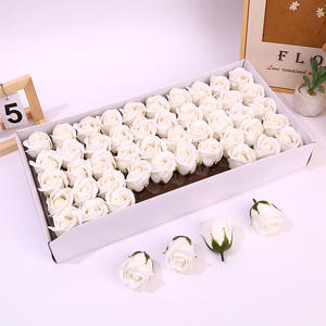 Jabón de Rosa Artificial, Venta al por Mayor de Fábrica, Hecho <span class=keywords><strong>a</strong></span> Mano, 50 Piezas/Caja, <span class=keywords><strong>Flores</strong></span> Artificiales de 3 Capas, Rosas Decorativas Económicas para el Hogar y Bodas - Product Image 5