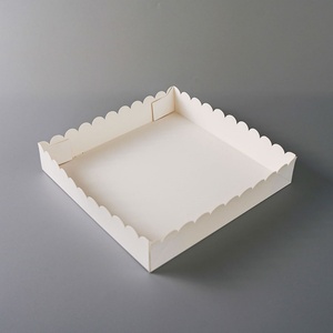 Clear Cake Packing Box Custom <b>Bakery</b> <b>Boxes</b> White With Window 12 Inch Plain Base and Lid Cake Box - Product Image 6