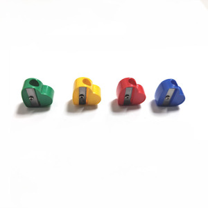 Taille Mini Pas Cher 663 Taille-crayon Cœur pour Enfant 4 Couleurs Assorties Boîte Emballée Taille-crayon en Forme de Cœur Fournitures Scolaires - Product Image 5