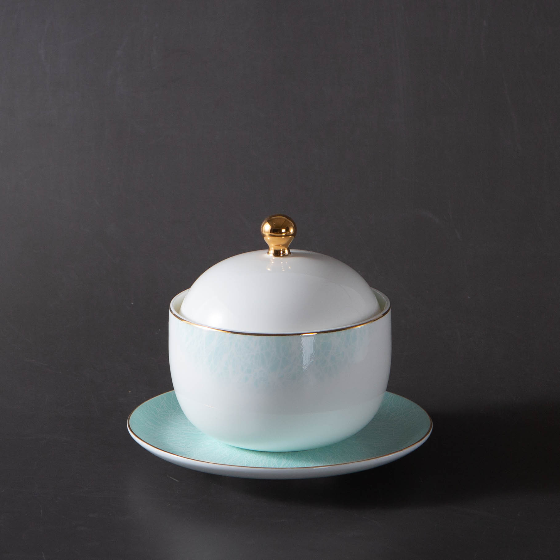 Round mountain stewed cup
