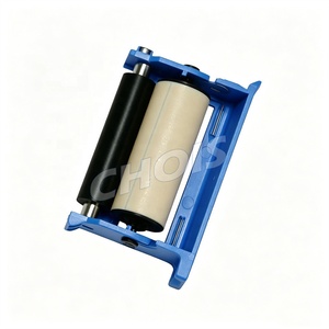 Compatible 105912-007 - ZEBRA P330I, <span class=keywords><strong>ZXP7</strong></span>, ZXP8 KIT DE ROULEAUX DE NETTOYAGE ADHÉSIFS (LOT DE 5) - Product Image 4