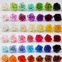 Vente en gros d'usine Décoration d'intérieur Tête de rose artificielle parfumée en savon à 3 couches