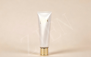 Kundenspezifischer Druck 35mm PBL 50 bis 100ml Perlweiße Acryl-Schraubverschluss-Kosmetiktube für Hautpflege Perlmuttweiße Laminierte Tube - Product Image 2