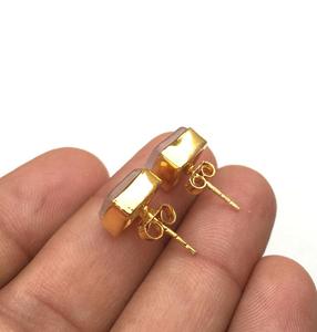 เม็ดพลอยควอทซ์ธรรมชาติโรสทรงสี่เหลี่ยม,กระดุมหินอัญมณีหยาบแบบไม่ผ่านการดูแล92.5เงินสเตอร์ลิงเคลือบทองด้วยมือ - Product Image 2