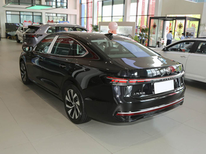 VW Passat Modèle 2025 Por 300TSI <span class=keywords><strong>Dragon</strong></span> Edition 1799 Excellent Rapport Qualité-Prix pour les Professionnels et les Familles Idéal pour la Ville et les Longues Trajets - Product Image 5
