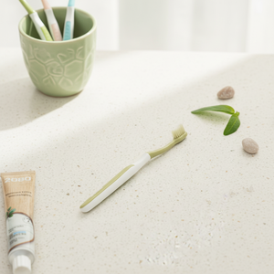 Brosse à dents au sel d'algues 2080 Micro-poils - Product Image 3