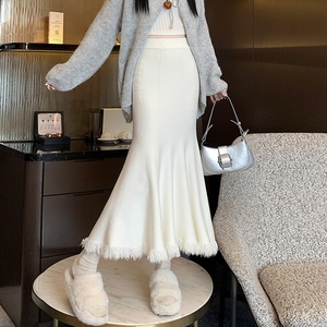 Falda de punto elástica con diseño de borlas, cintura alta, efecto adelgazante, que cubre la cadera, estilo cola de pez. - Product Image 3