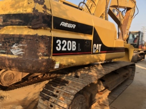 Excavadora CAT320B Usada Más Vendida, Origen Japón, Componentes Principales: Motor, Engranaje, Rodamiento, Segunda Mano, 320D/320C/320B - Product Image 4