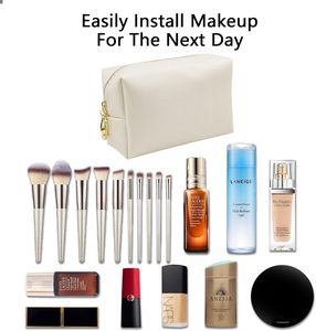 Nhà Máy Bán Hàng Trực Tiếp Trắng <span class=keywords><strong>PU</strong></span> Da Túi Mỹ Phẩm Với Dây Kéo Vàng Trang Điểm <span class=keywords><strong>Pouch</strong></span> Cho Du Lịch Đồ Trong Nhà Tắm - Product Image 3