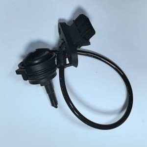 สวิตช์ไฟถอยหลังสำหรับรถโฟล์คสวาเกน พาสสาท 012919823F ดีซี 12V ตำแหน่งด้านหลัง - Product Image 3