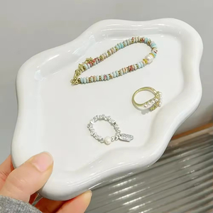 Bandeja de Joyería Hecha a Mano con Forma de Nube y Diseño para Regalos de Bienvenida, Decoración del Hogar, Almacenamiento de Collares - Product Image 1