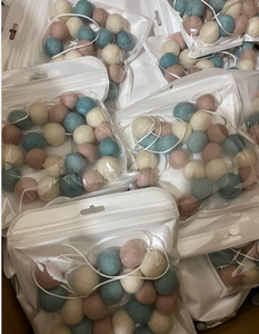 พวงมาลัยปอมปอมที่มีสีสันรู้สึกลูกบอล - Product Image 6