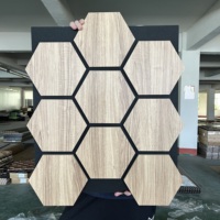 Nouveau style, couleur et taille personnalisées, panneau mural acoustique en MDF de forme spéciale, décoration absorbant le son pour le salon