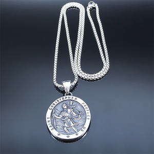 Collier religieux en acier inoxydable avec médailles en argent antique, croix antique, Saint Benito, Saint Christophe, Saint Michel, symboles chrétiens - Product Image 3
