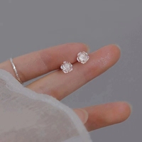 0411 S925 Sterling Silber Blumen-Ohrstecker für Damen Neues Kleinserien-Design Einfache und Leicht Luxuriöse Rosen-Ohrringe