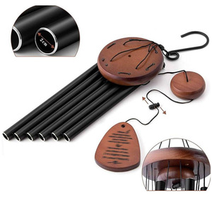 Support de présentation moderne pour carillon éolien suspendu, design artistique en bois et tubes d'aluminium, finition patinée antique, forme irrégulière, Congratulation - Product Image 4