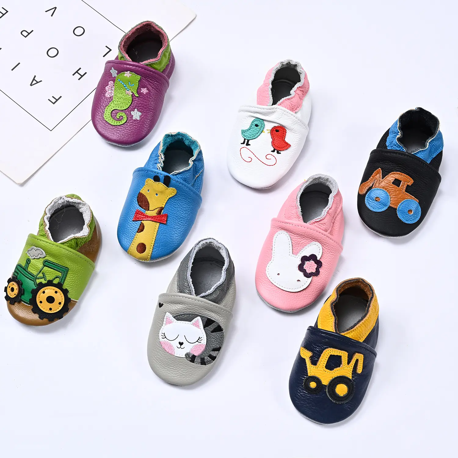 Personalizado nuevo encantador niño zapatos de cuero genuino Animal suave suela antideslizante niño niña caminar Bebé Zapatos Infantiles