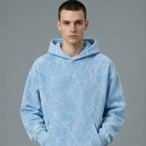 Sweat-shirt à capuche décontracté bleu clair délavé pour homme avec poche kangourou, coupe régulière, personnalisable avec logo (OEM/ODM) - Product Image 3