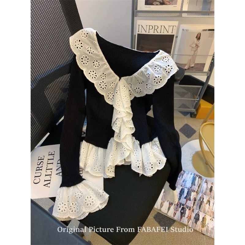 Boutique Wholesale <strong>2026</strong> Autumn New <strong>Fashion</strong> <strong>V</strong>-<strong>neck</strong> Slimming Casual Trumpet Sleeve Women's T-shirt