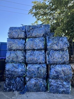 PC-BOUTEILLES D'EAU EN PLASTIQUE POLYCARBONATE (COULEUR BLEU CLAIR) BALLES DÉCHETS/DÉCHETS pour RECYCLAGE
