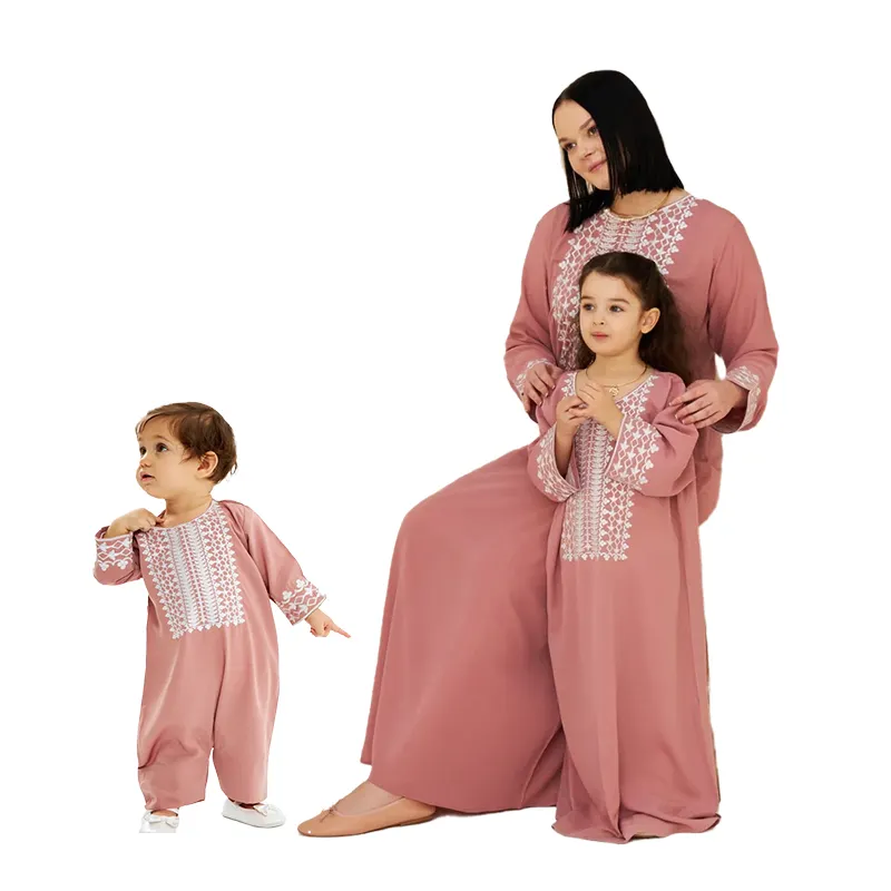 7091 personalizado musulmán de gama alta mujeres islámicas thobe cómodo algodón familia trajes ropa islámica moderna