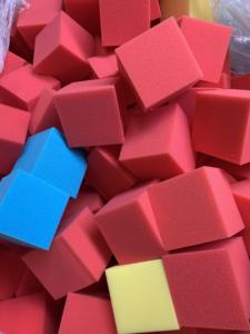 Grand décor coloré bloc éponge <span class=keywords><strong>de</strong></span> <span class=keywords><strong>protection</strong></span> sécurité loisirs videur cubes en <span class=keywords><strong>mousse</strong></span> pour <span class=keywords><strong>trampoline</strong></span> maison aire <span class=keywords><strong>de</strong></span> jeu blocs <span class=keywords><strong>de</strong></span> fosse en <span class=keywords><strong>mousse</strong></span> - Product Image 3