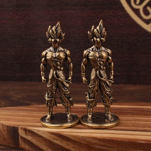   Figurine Goku en laiton Super Saiyan, statue de collection pour bureau, décoration d'intérieur - Product Image 1