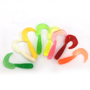 Señuelo Suave Curly Tail Maggot de Silicona de 4cm con Cola Única para Pesca de Lubina en Agua Dulce, Varios Colores, Envío Aleatorio - Product Image 1