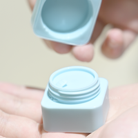 Pots en plastique PP vides multicolores de forme carrée 5g 10g 15g 30g 50g rechargeables pour crème cosmétique